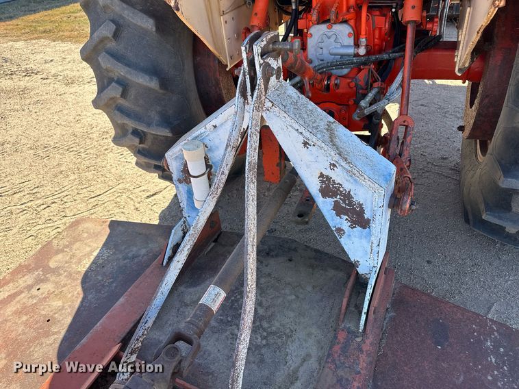 image for item IU9071 Case 932  tractor