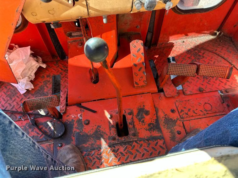 image for item IU9071 Case 932  tractor