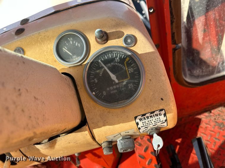 image for item IU9071 Case 932  tractor