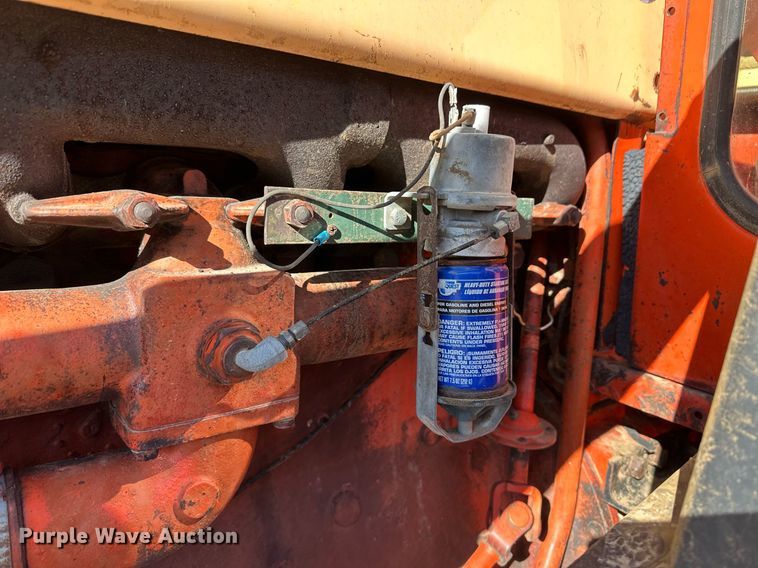 image for item IU9071 Case 932  tractor