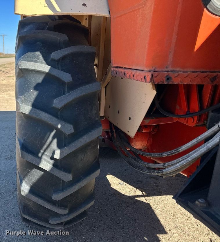 image for item IU9071 Case 932  tractor