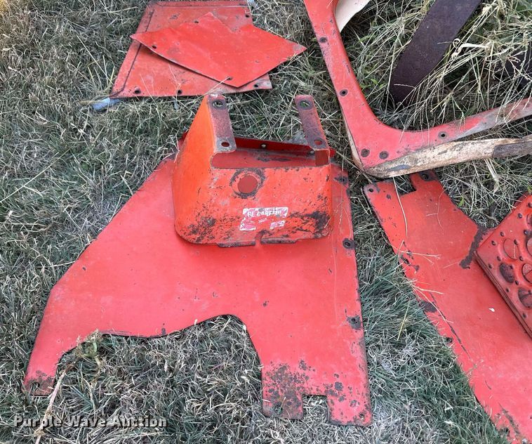 image for item IU9071 Case 932  tractor