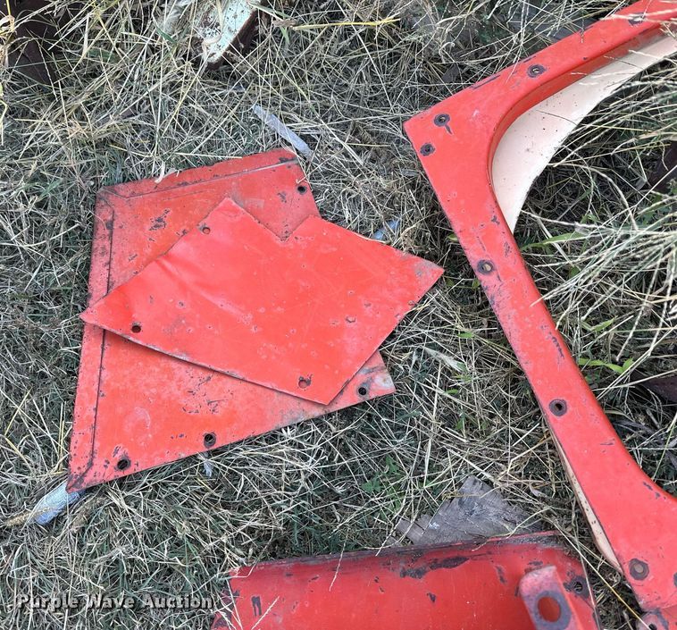 image for item IU9071 Case 932  tractor