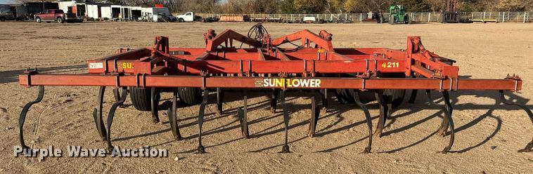 image for item IU9145 Sunflower 4211  mulch finisher