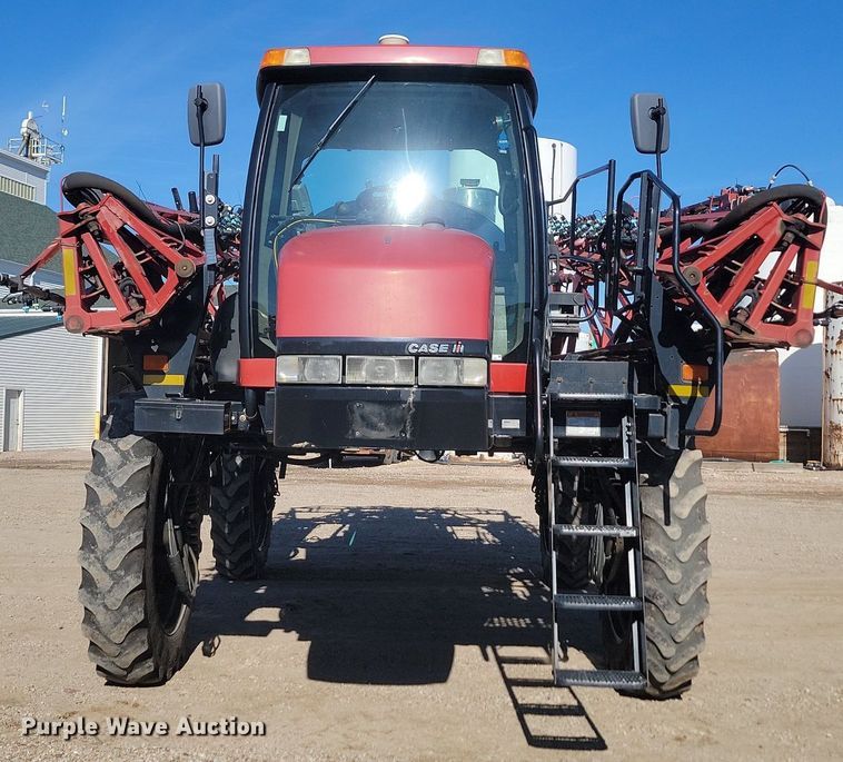 image for item JG9644 2010 Case IH Patriot 3330  sprayer