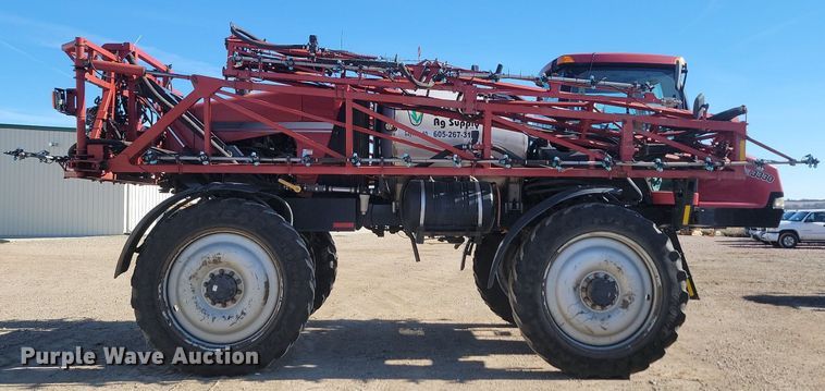 image for item JG9644 2010 Case IH Patriot 3330  sprayer