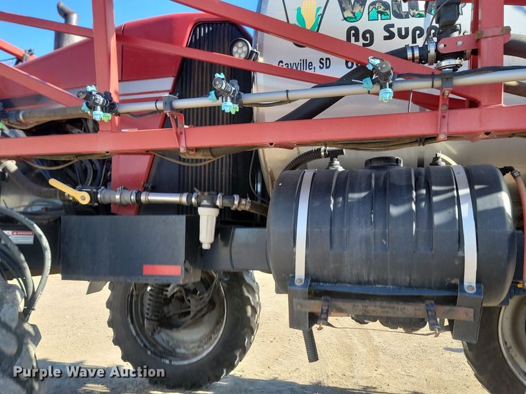 image for item JG9644 2010 Case IH Patriot 3330  sprayer