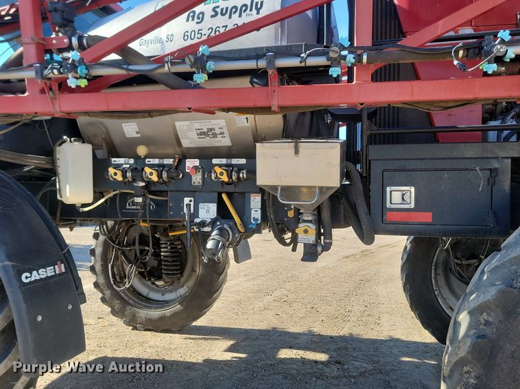 image for item JG9644 2010 Case IH Patriot 3330  sprayer