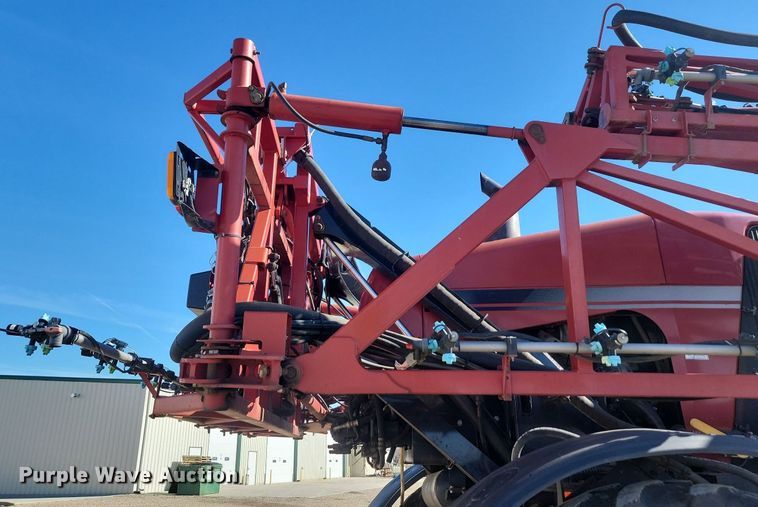 image for item JG9644 2010 Case IH Patriot 3330  sprayer