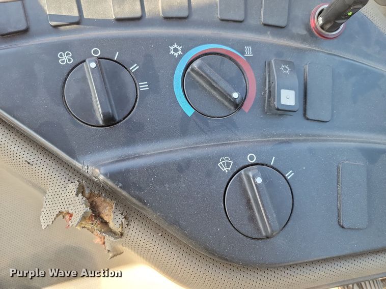 image for item JG9644 2010 Case IH Patriot 3330  sprayer