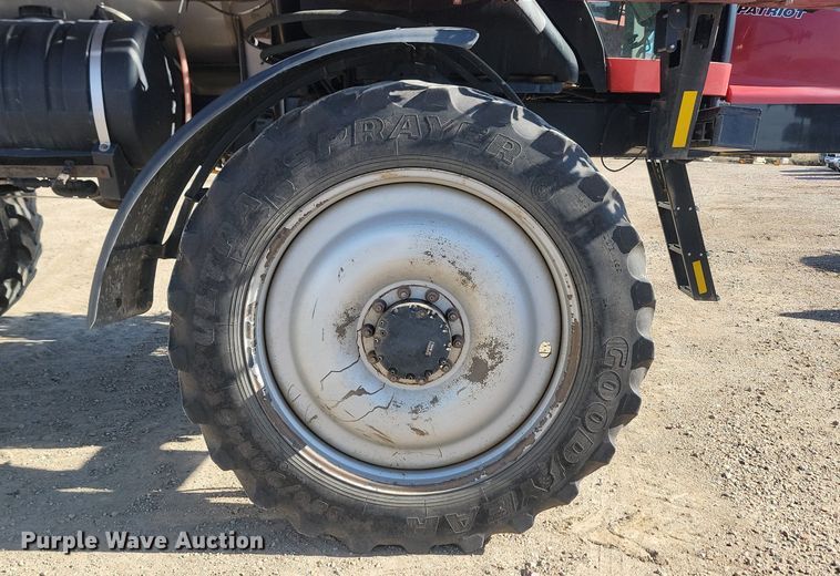 image for item JG9644 2010 Case IH Patriot 3330  sprayer