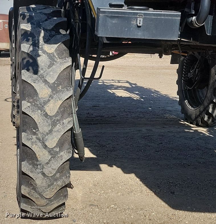 image for item JG9644 2010 Case IH Patriot 3330  sprayer