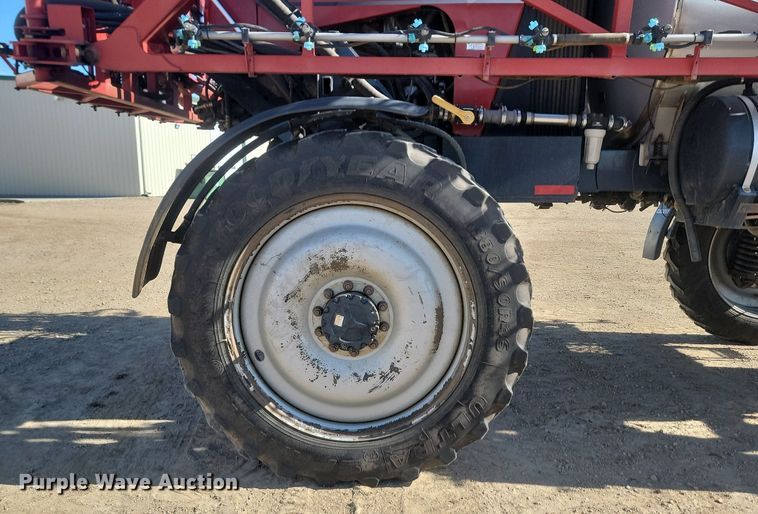 image for item JG9644 2010 Case IH Patriot 3330  sprayer