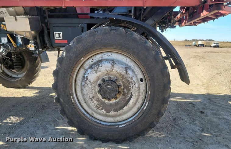 image for item JG9644 2010 Case IH Patriot 3330  sprayer