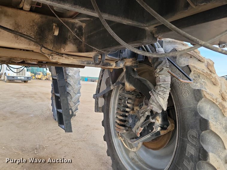 image for item JG9645 2004 Case Patriot SPX3200  applicator