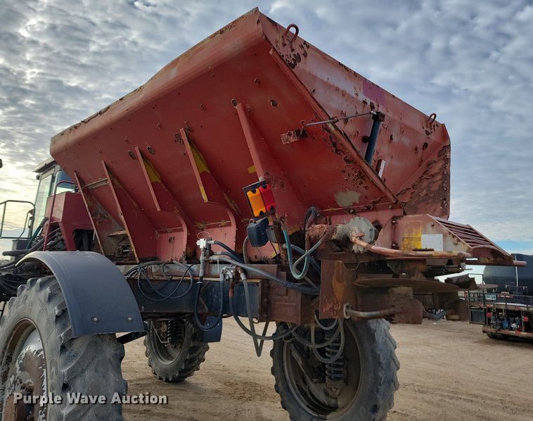 image for item JG9645 2004 Case Patriot SPX3200  applicator