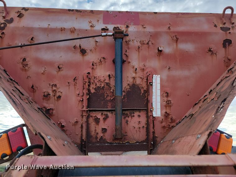 image for item JG9645 2004 Case Patriot SPX3200  applicator