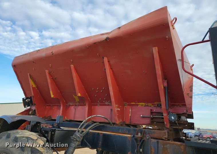 image for item JG9645 2004 Case Patriot SPX3200  applicator