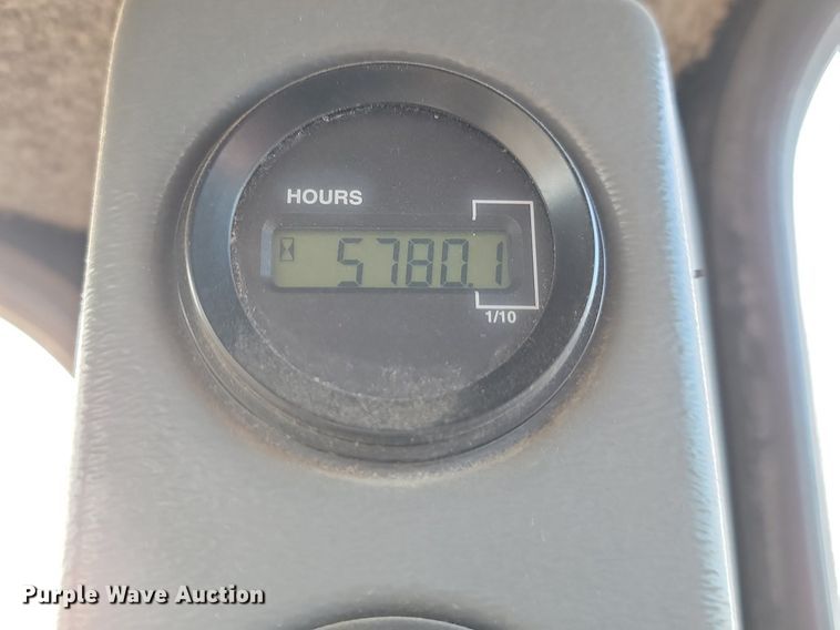 image for item JG9645 2004 Case Patriot SPX3200  applicator