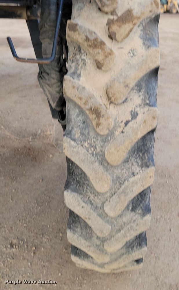 image for item JG9645 2004 Case Patriot SPX3200  applicator