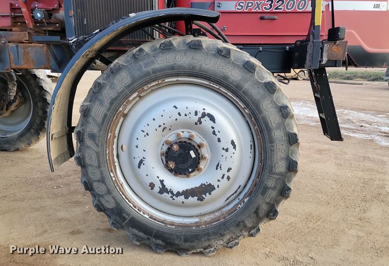 image for item JG9645 2004 Case Patriot SPX3200  applicator