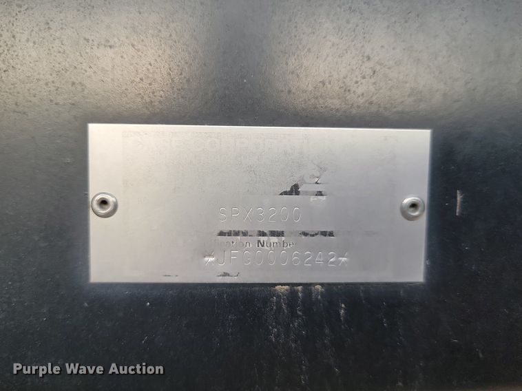 image for item JG9645 2004 Case Patriot SPX3200  applicator