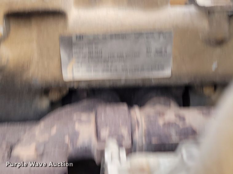 image for item JG9646 2000 Peterbuilt 377  truck cab and chassis