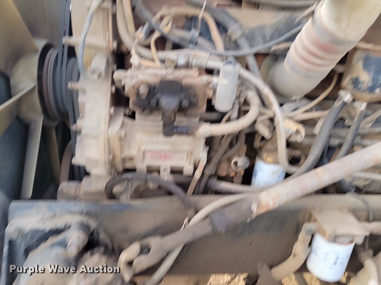 image for item JG9647 1998 Peterbuilt 377  truck cab and chassis