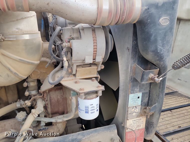 image for item JG9647 1998 Peterbuilt 377  truck cab and chassis