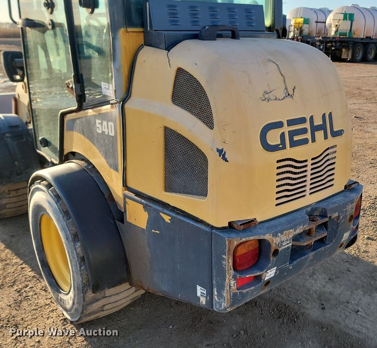 image for item JG9648 2011 Gehl AL540  wheel loader