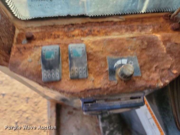 image for item JG9648 2011 Gehl AL540  wheel loader