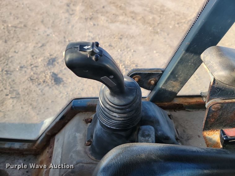 image for item JG9648 2011 Gehl AL540  wheel loader