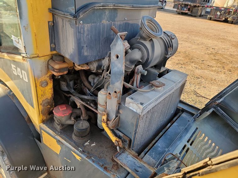 image for item JG9648 2011 Gehl AL540  wheel loader