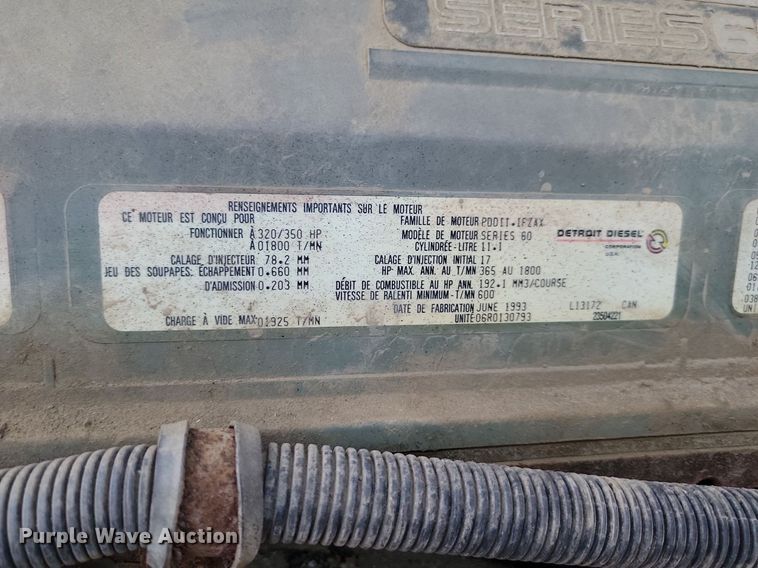 image for item JG9649 1994 Freightliner  fertilizer delivery truck