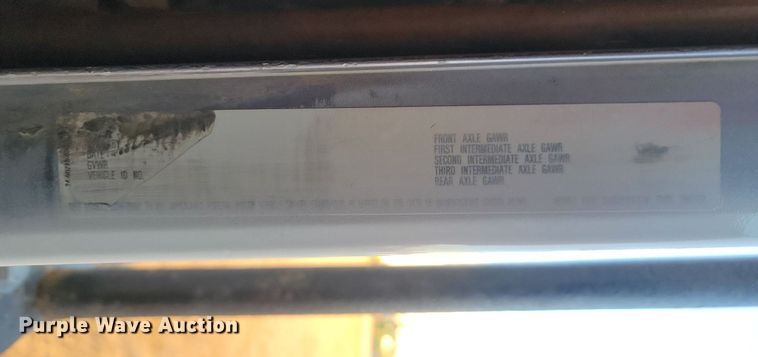 image for item JG9650 1988 Freightliner MB80  truck cab and chassis