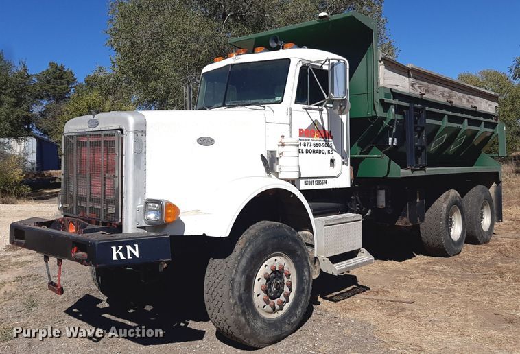 image for item KD9091 1996 Peterbilt 357  applicator truck