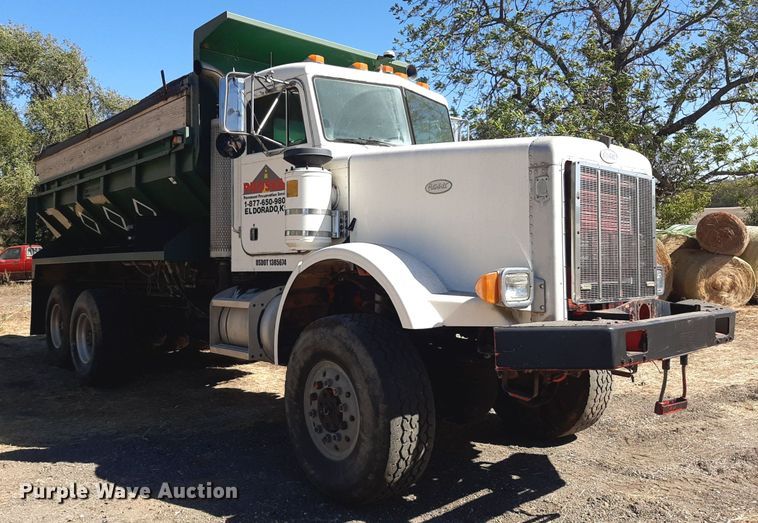 image for item KD9091 1996 Peterbilt 357  applicator truck