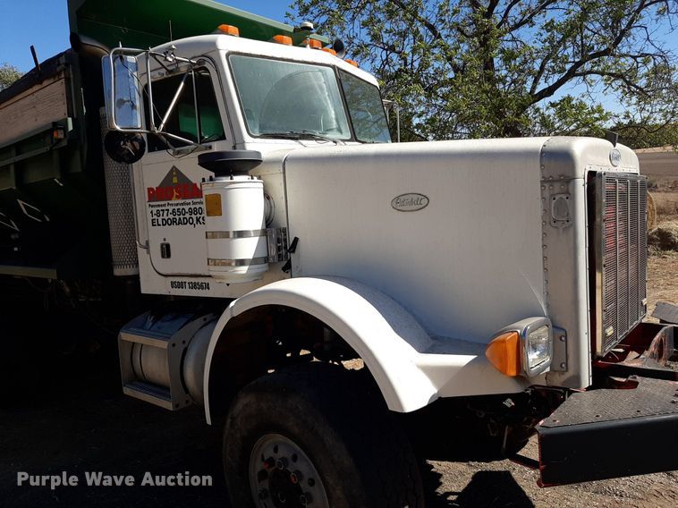 image for item KD9091 1996 Peterbilt 357  applicator truck