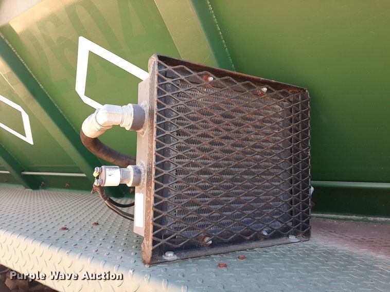 image for item KD9091 1996 Peterbilt 357  applicator truck