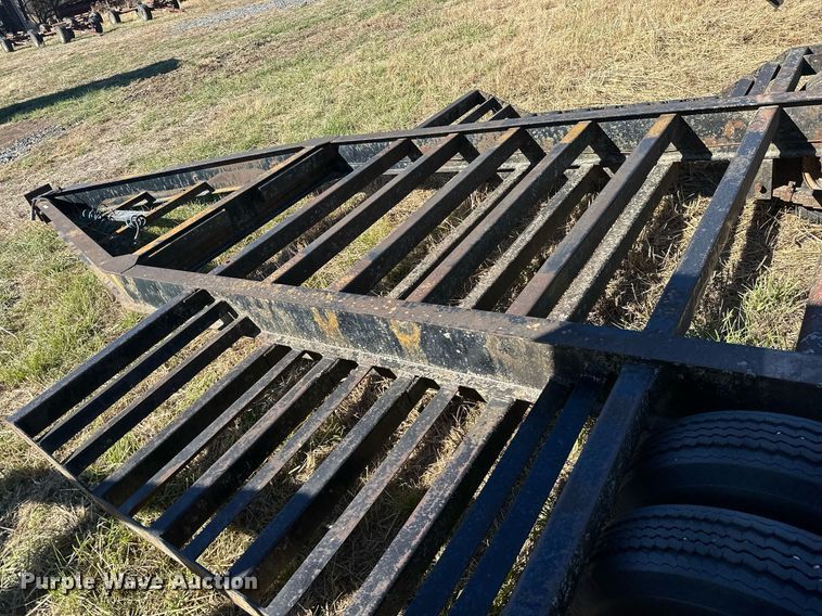 image for item KT9177 1975 Jantz LP12  combine trailer