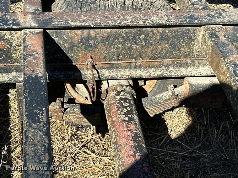 image for item KT9177 1975 Jantz LP12  combine trailer