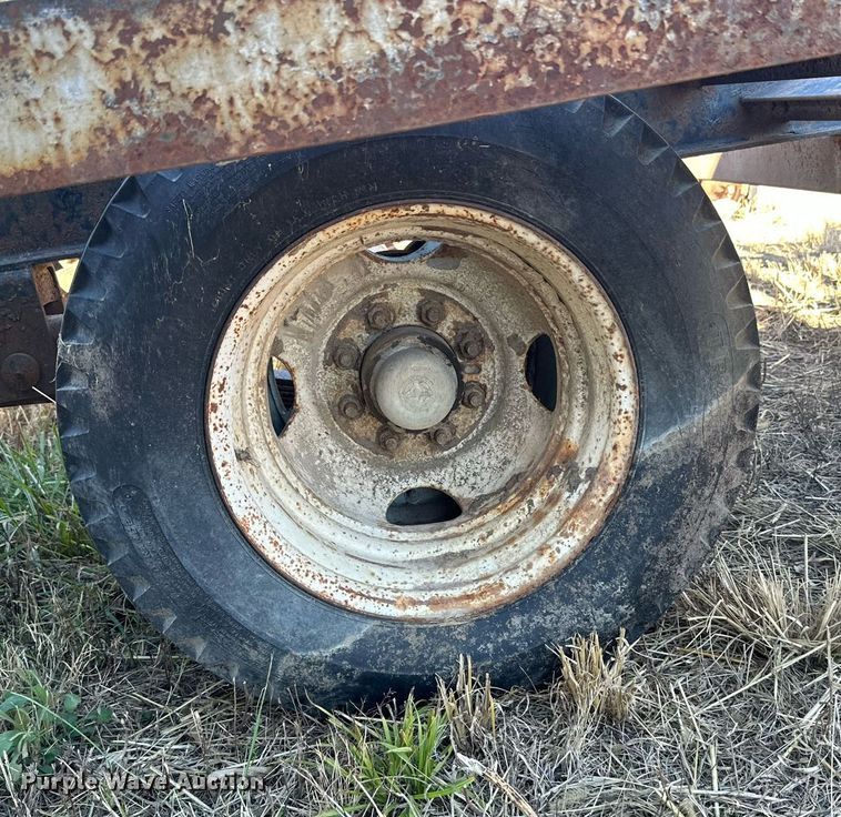 image for item KT9177 1975 Jantz LP12  combine trailer