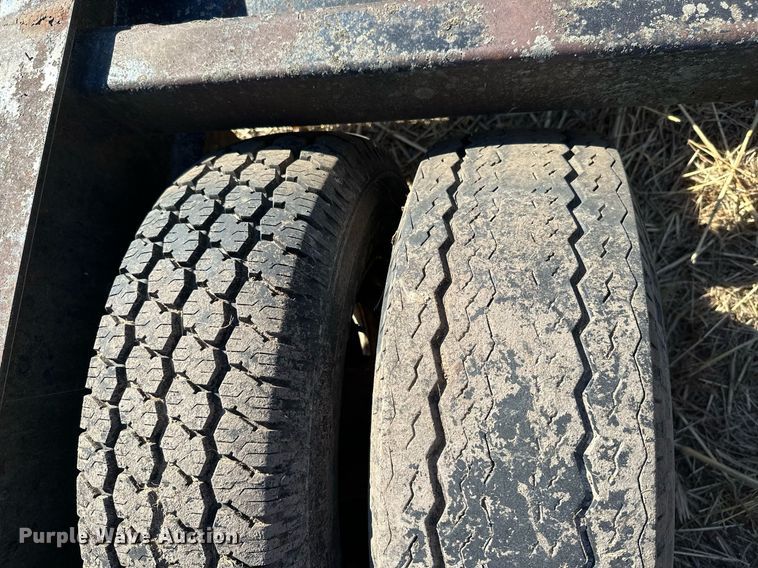 image for item KT9177 1975 Jantz LP12  combine trailer