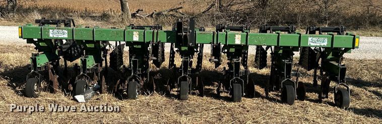 image for item KT9180 Sukup row crop cultivator