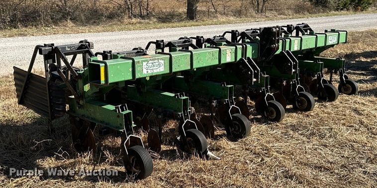 image for item KT9180 Sukup row crop cultivator