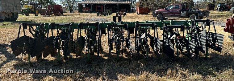 image for item KT9180 Sukup row crop cultivator