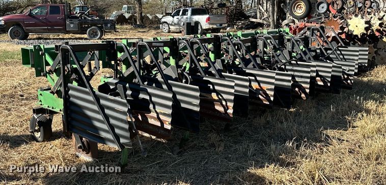 image for item KT9180 Sukup row crop cultivator