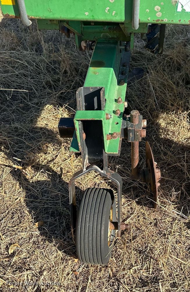 image for item KT9180 Sukup row crop cultivator