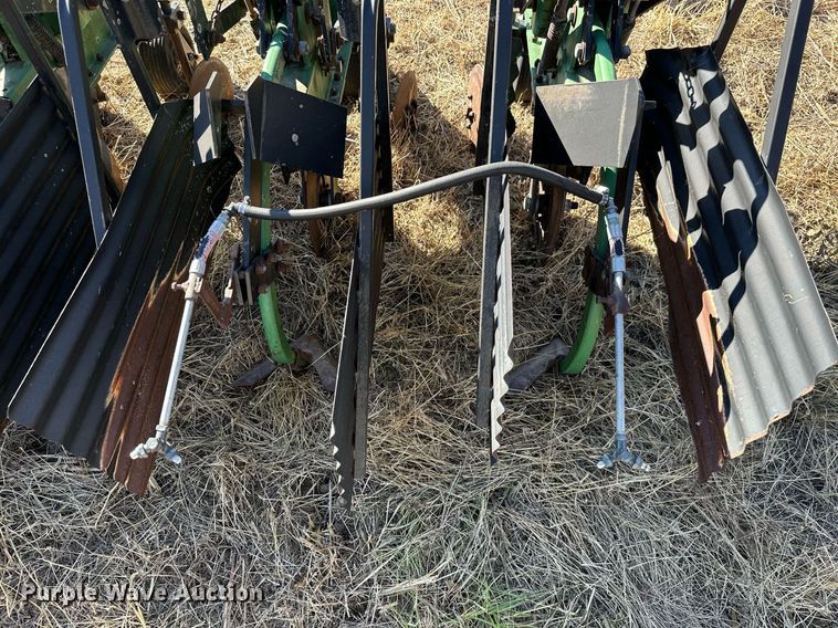 image for item KT9180 Sukup row crop cultivator