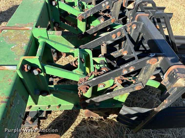 image for item KT9180 Sukup row crop cultivator